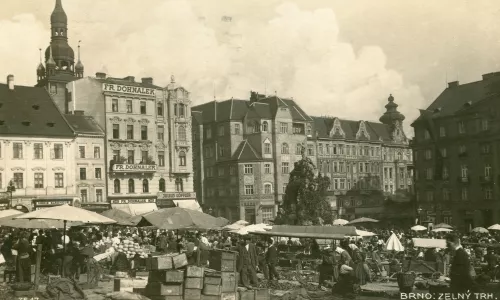 B012 Nájemní domy Adolfa Bachera a Karla Pětníka